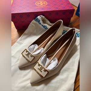 Tory Burch Gigi pointy toe flats US W6.5
